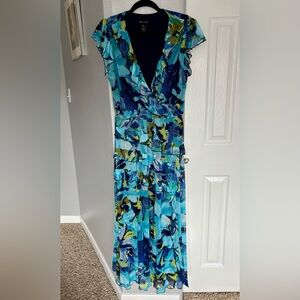 Kate and Lily Women’s Floral Blue and Green Maxi Dress Size 12